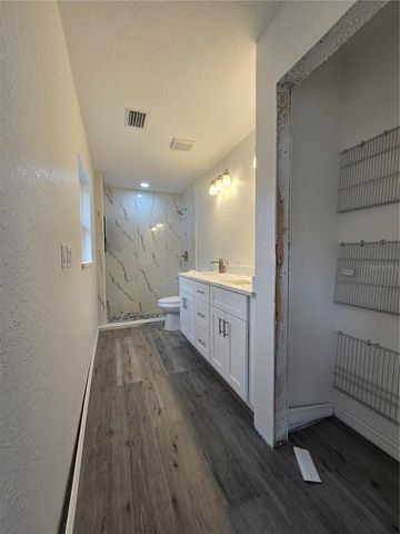 21 SEQUOIA DRIVE CRSE, Ocklawaha, FL 32179