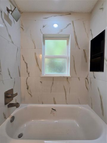 21 SEQUOIA DRIVE CRSE, Ocklawaha, FL 32179