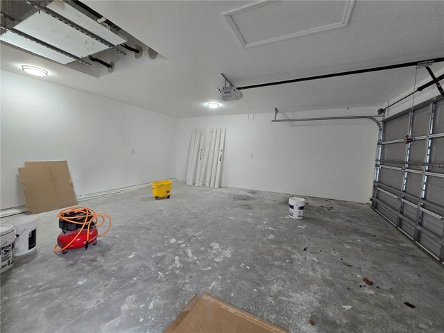 21 SEQUOIA DRIVE CRSE, Ocklawaha, FL 32179