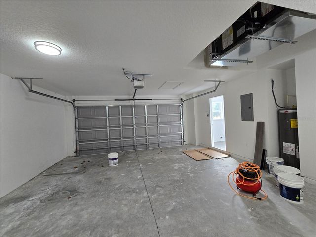 21 SEQUOIA DRIVE CRSE, Ocklawaha, FL 32179