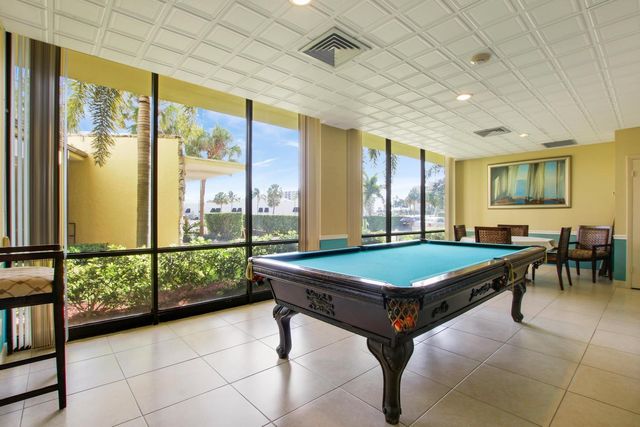 336 Golfview Road 1016, North Palm Beach, FL 33408