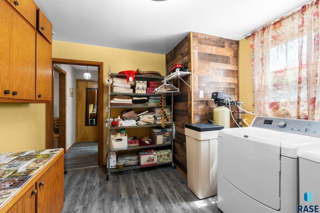 1408 E Sylvan Cir Circle, Brandon, SD 57005