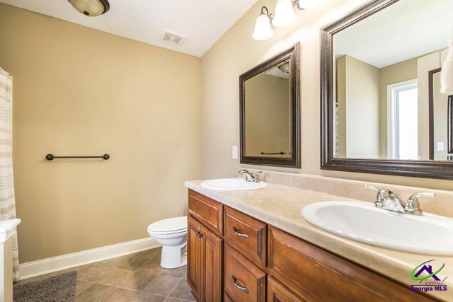 207 Ellington Court, Perry, GA 31069