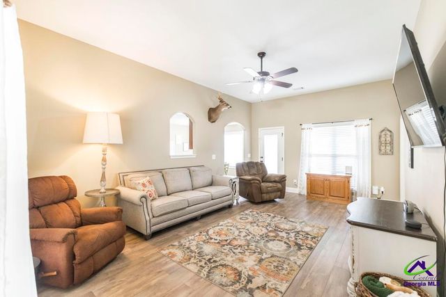 207 Ellington Court, Perry, GA 31069
