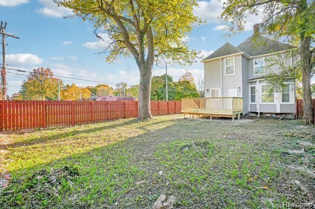 3736 IROQUOIS Street, Detroit, MI 48214