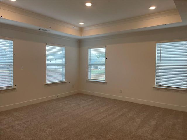 537 Hyde Ridge Trail, Loganville, GA 30052