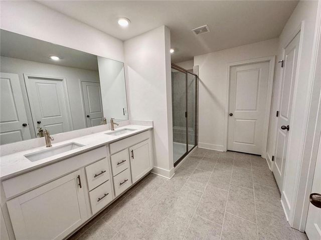 537 Hyde Ridge Trail, Loganville, GA 30052