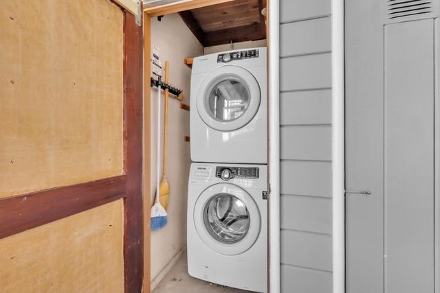 2869 Santa Paula Ct, Sacramento, CA 95821