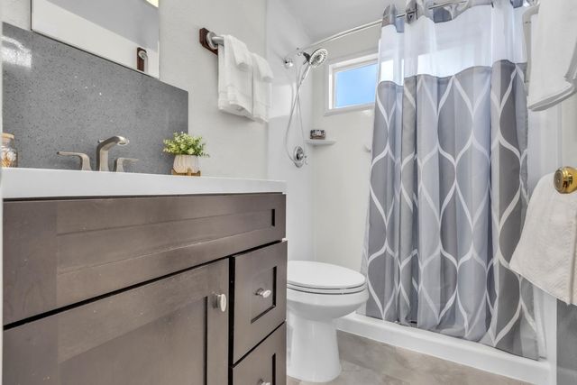 2869 Santa Paula Ct, Sacramento, CA 95821