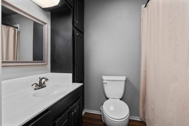 201 Pinewood, Carthage, TX 75633