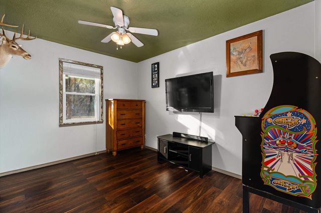 201 Pinewood, Carthage, TX 75633