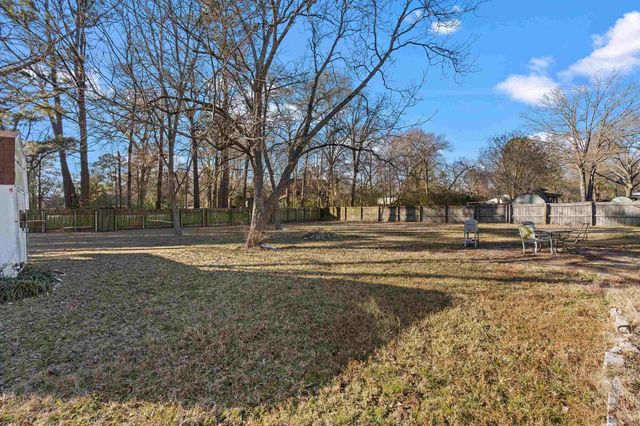 201 Pinewood, Carthage, TX 75633
