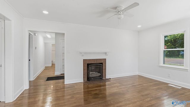 3929 Cypress Avenue SW, Huntsville, AL 35805
