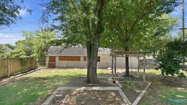3929 Cypress Avenue SW, Huntsville, AL 35805