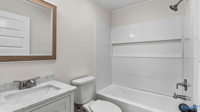 3929 Cypress Avenue SW, Huntsville, AL 35805
