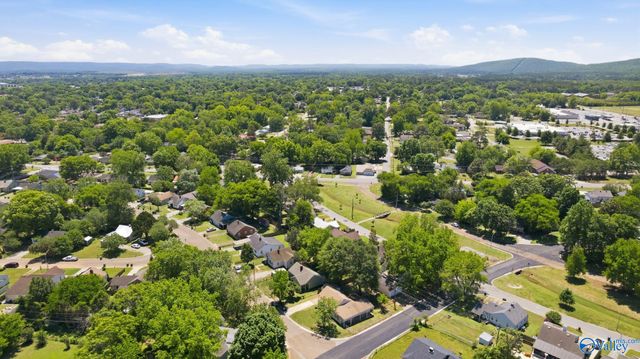 3929 Cypress Avenue SW, Huntsville, AL 35805