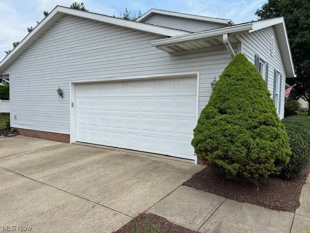 1385 Butler Street SE, North Canton, OH 44720