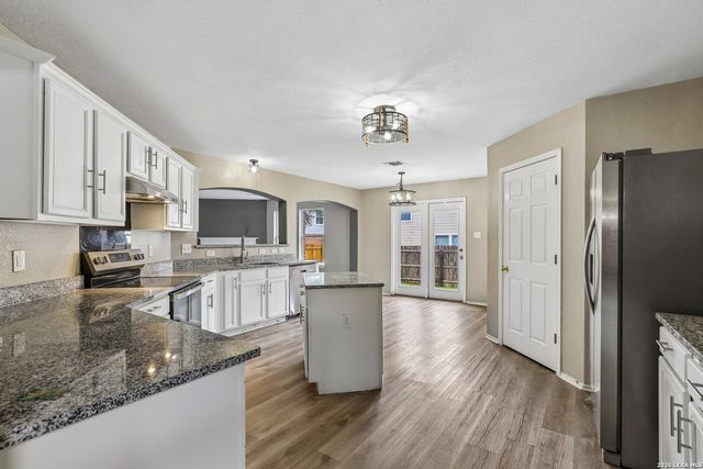 15123 Vigil View, San Antonio, TX 78233