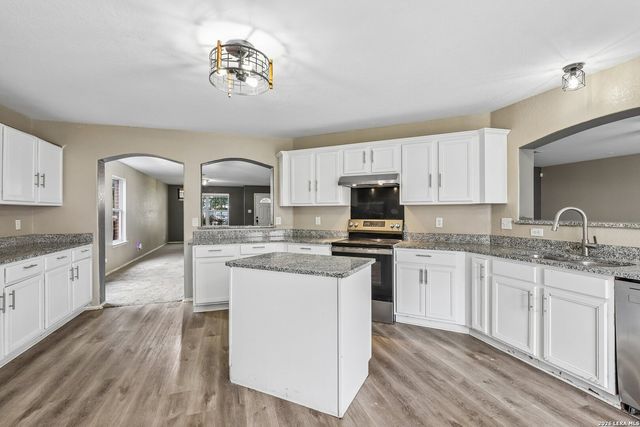 15123 Vigil View, San Antonio, TX 78233