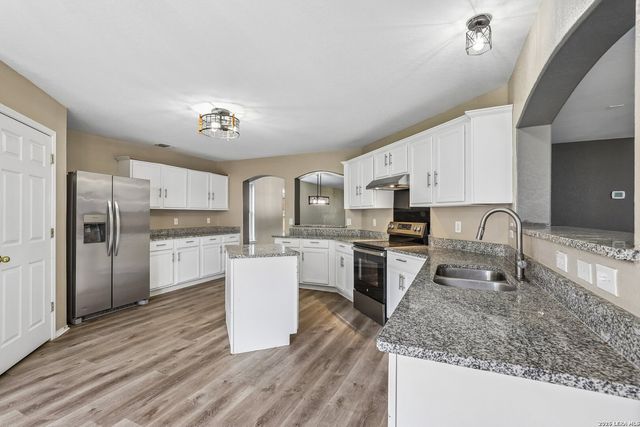 15123 Vigil View, San Antonio, TX 78233