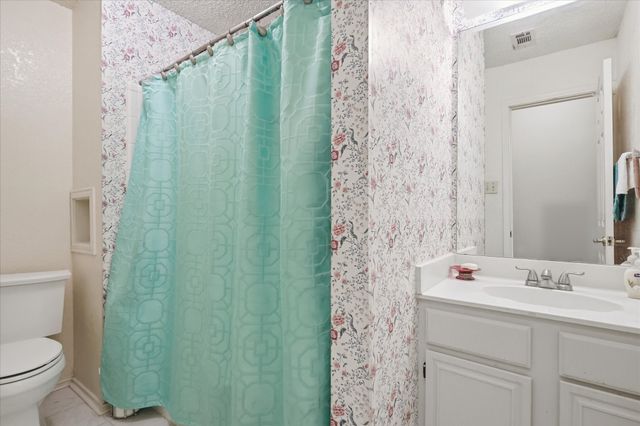 2315 Rockhill Road, Mckinney, TX 75072