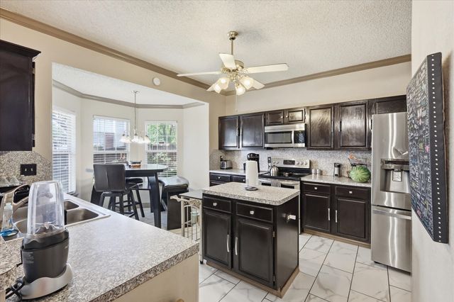 2315 Rockhill Road, Mckinney, TX 75072