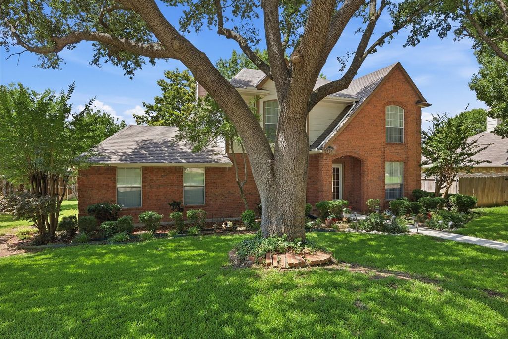 2315 Rockhill Road, Mckinney, TX 75072