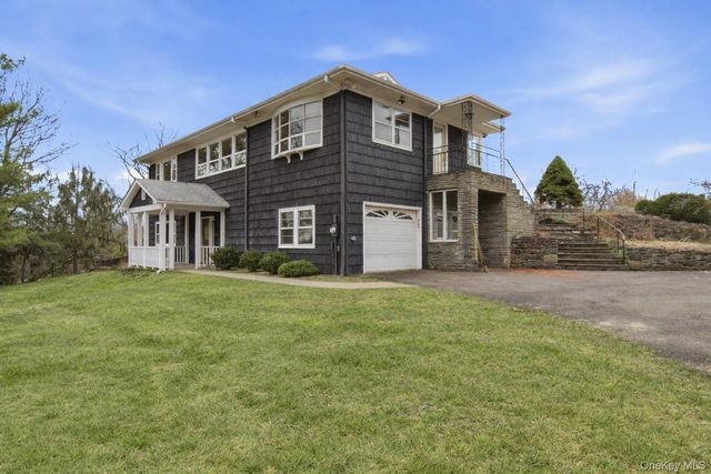 27 Allapartus Circle, Ossining, NY 10562