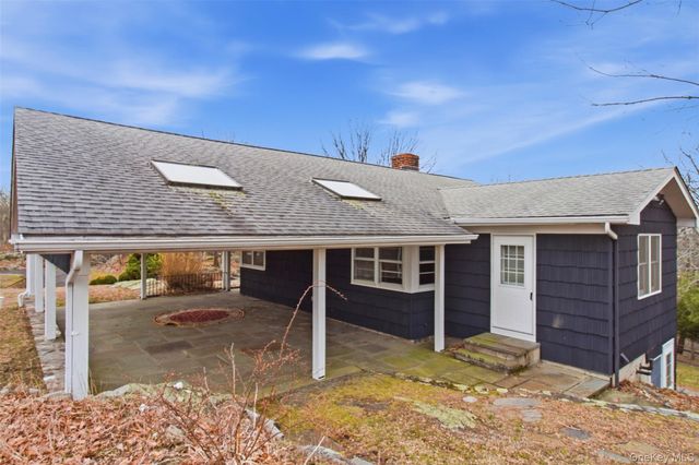 27 Allapartus Circle, Ossining, NY 10562