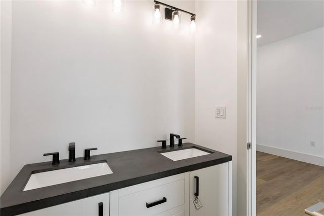 514 38TH AVENUE NE, St Petersburg, FL 33704