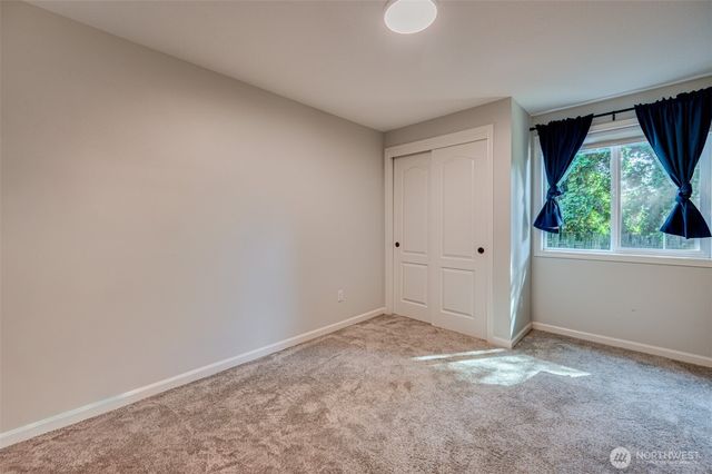 12710 NE 37th Street, Vancouver, WA 98682