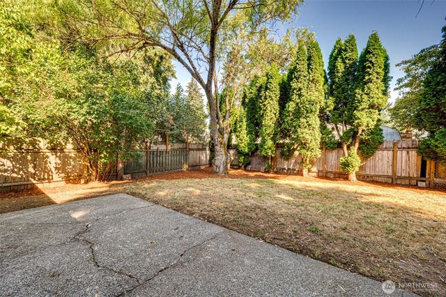 12710 NE 37th Street, Vancouver, WA 98682