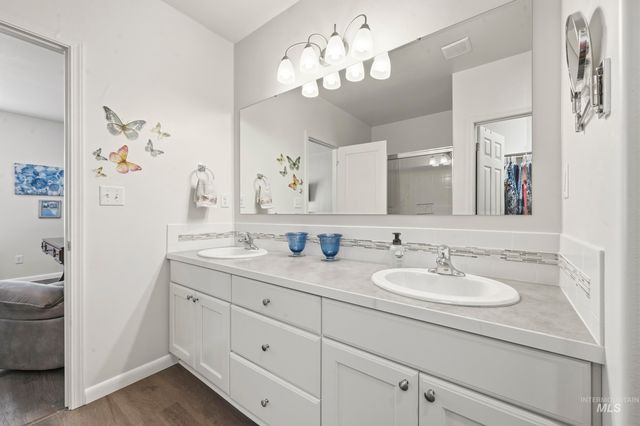 310 S Voyage Ave, Caldwell, ID 83605