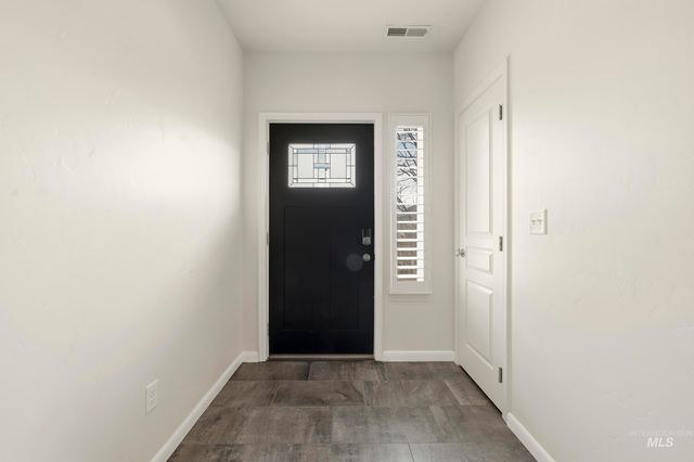 310 S Voyage Ave, Caldwell, ID 83605