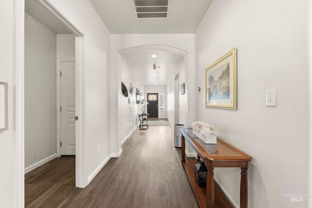 310 S Voyage Ave, Caldwell, ID 83605