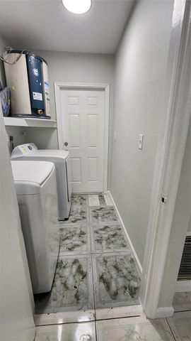 1523-1525 NW 8th Avenue, Fort Lauderdale, FL 33311