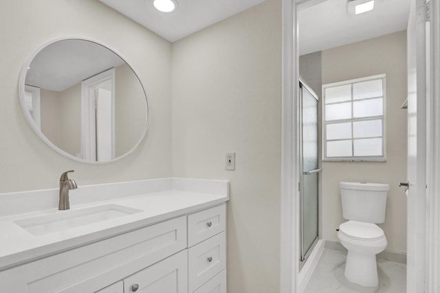 10249 N Military Trail Apt 201, Palm Beach Gardens, FL 33410