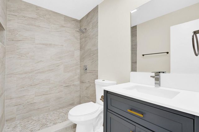 10249 N Military Trail Apt 201, Palm Beach Gardens, FL 33410