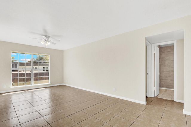 10249 N Military Trail Apt 201, Palm Beach Gardens, FL 33410