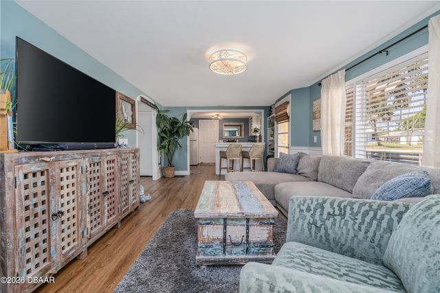 69 E Bayshore Drive, Port Orange, FL 32127