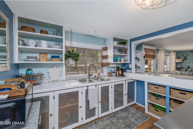 69 E Bayshore Drive, Port Orange, FL 32127