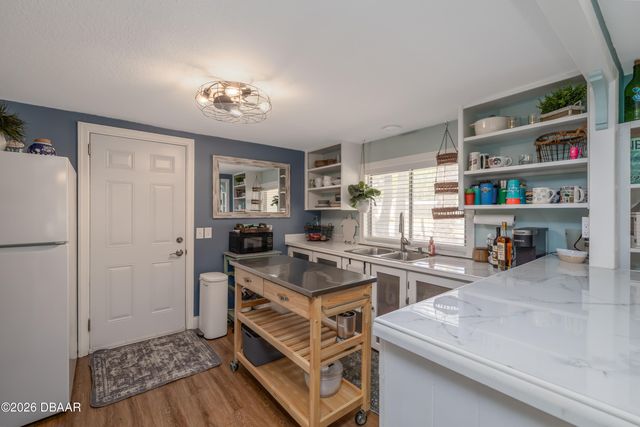 69 E Bayshore Drive, Port Orange, FL 32127