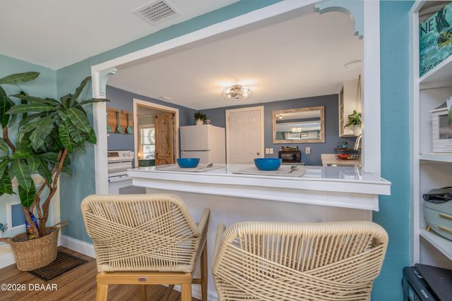 69 E Bayshore Drive, Port Orange, FL 32127