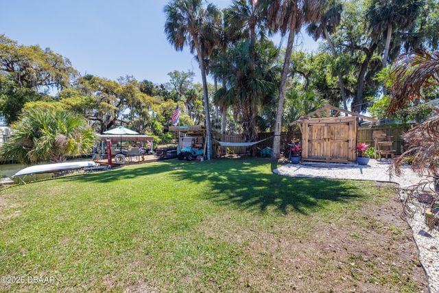 69 E Bayshore Drive, Port Orange, FL 32127