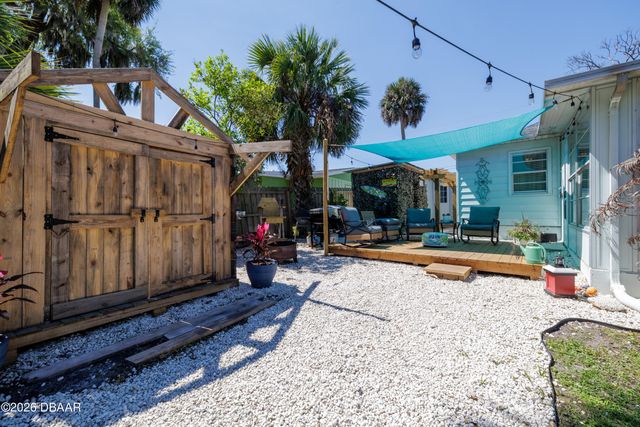 69 E Bayshore Drive, Port Orange, FL 32127