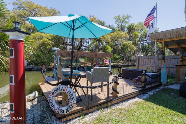 69 E Bayshore Drive, Port Orange, FL 32127