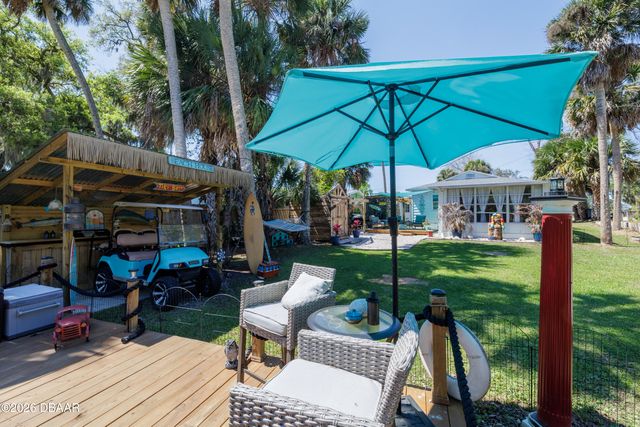 69 E Bayshore Drive, Port Orange, FL 32127