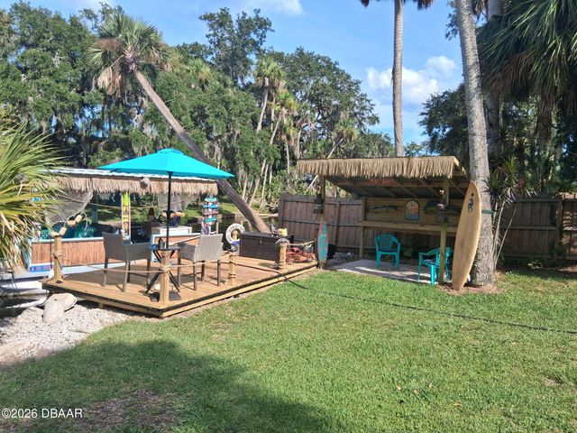 69 E Bayshore Drive, Port Orange, FL 32127