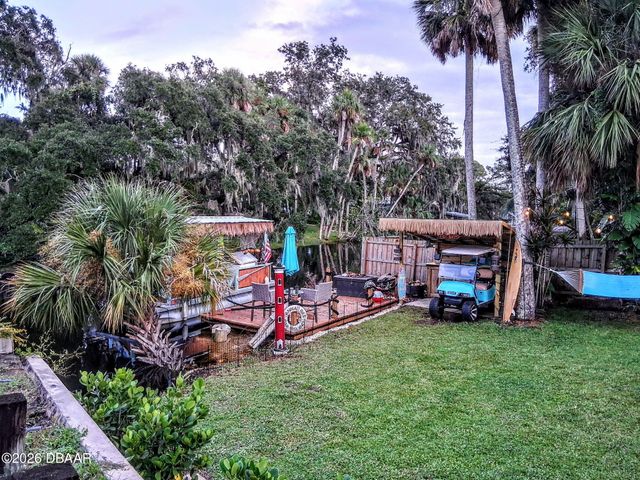 69 E Bayshore Drive, Port Orange, FL 32127