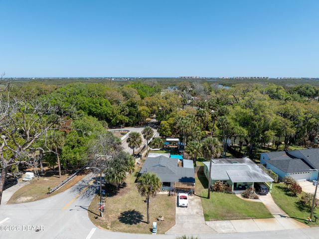 69 E Bayshore Drive, Port Orange, FL 32127